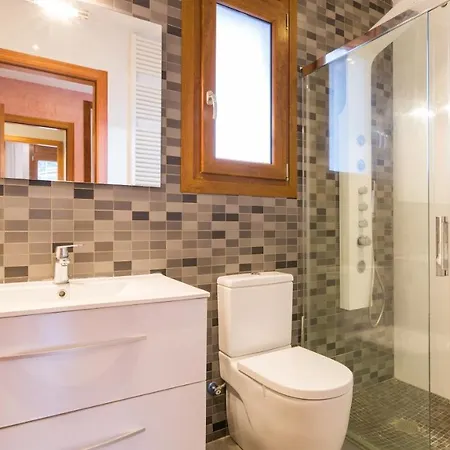 Paulina Villa Lloret de Mar